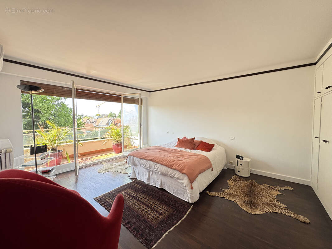 Appartement à SAINT-MAUR-DES-FOSSES