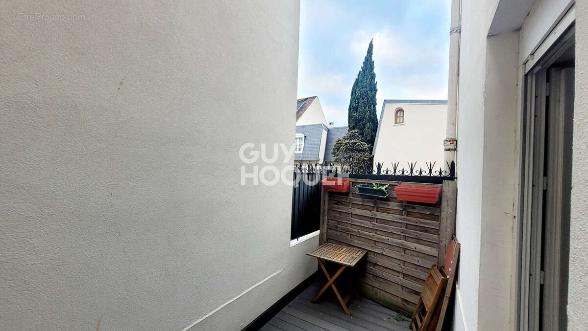 Appartement à BOIS-COLOMBES