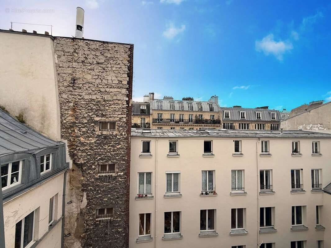 Appartement à PARIS-2E