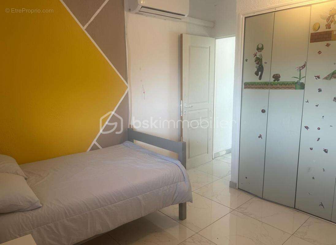 Appartement à LA VALETTE-DU-VAR