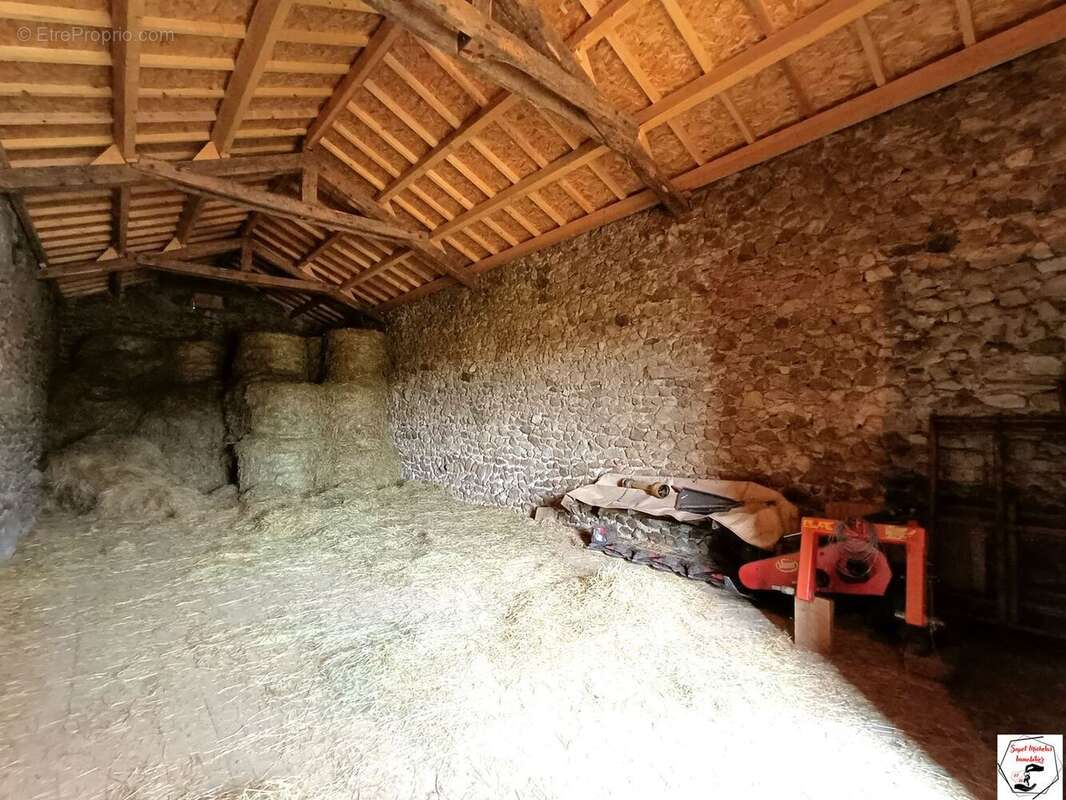 Maison à COLOMBIER-LE-VIEUX