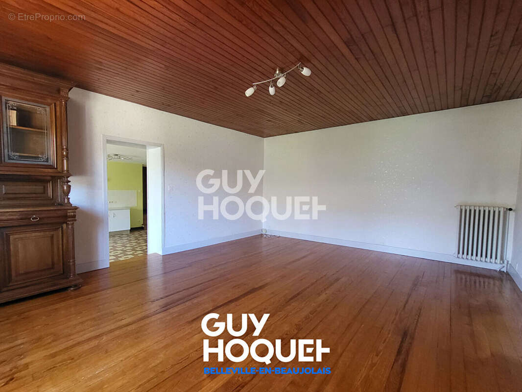 Maison à REGNIE-DURETTE