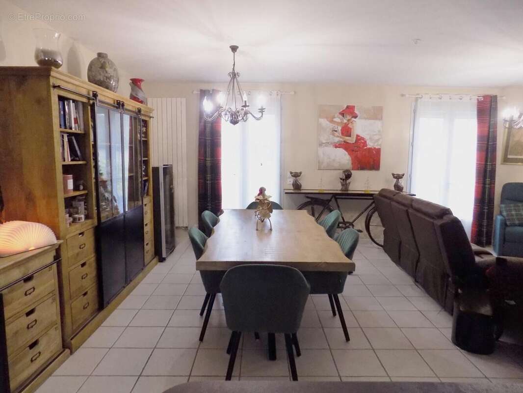 Maison 97 m² à Lye  - photo 4