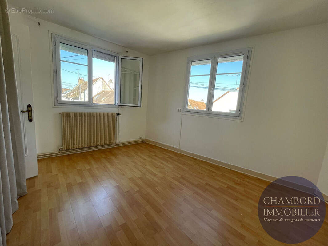 Maison rénovée - 80m2 - photo 5