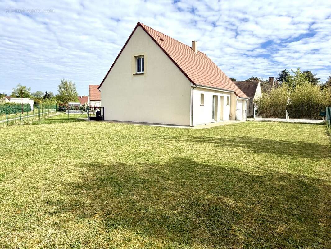Maison à VITRY-AUX-LOGES