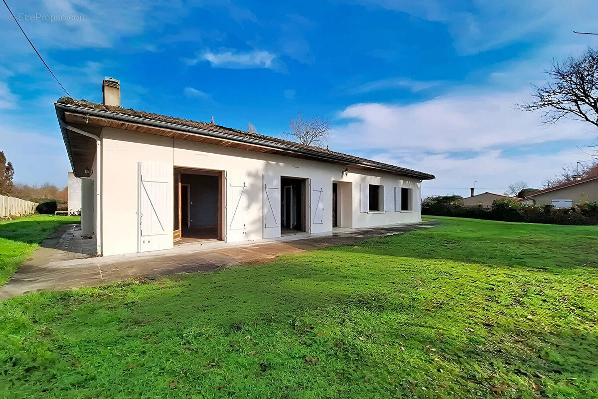 Maison à CUBZAC-LES-PONTS