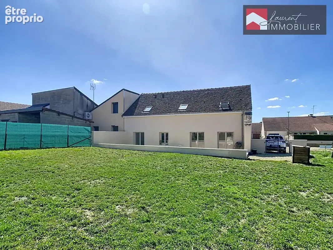 A SAINT-MARCEL - Maison de charme 159 M²  - 4 Chambres - photo 16