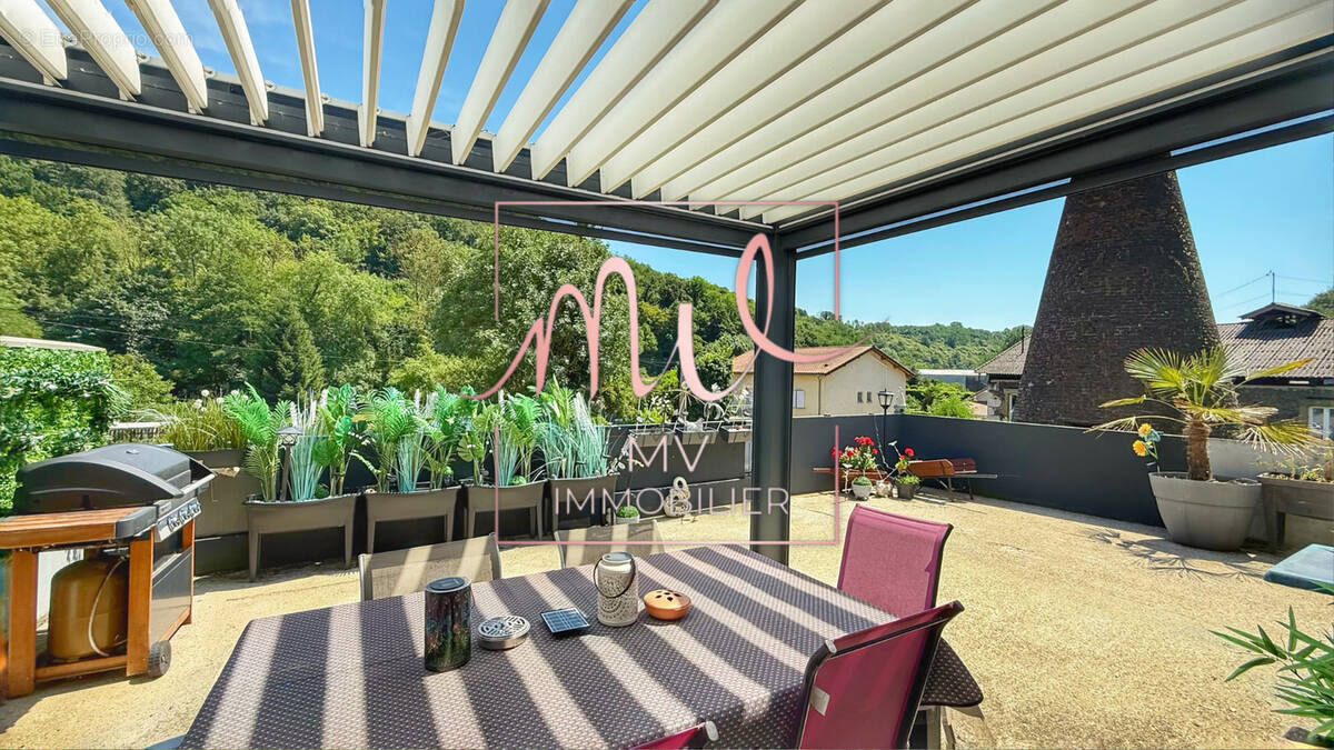 Appartement à APPRIEU