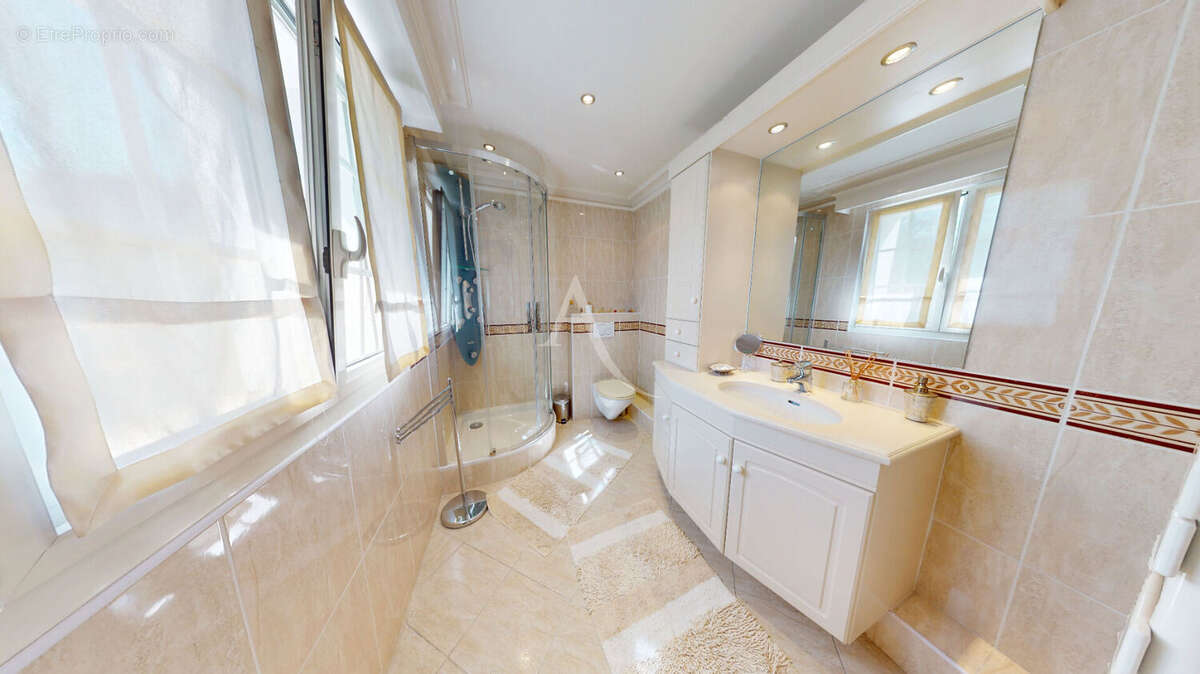 Maison à LAGNY-SUR-MARNE