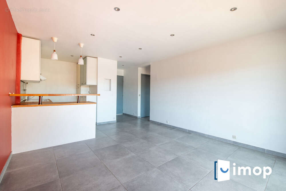 Appartement à MARSEILLE-10E