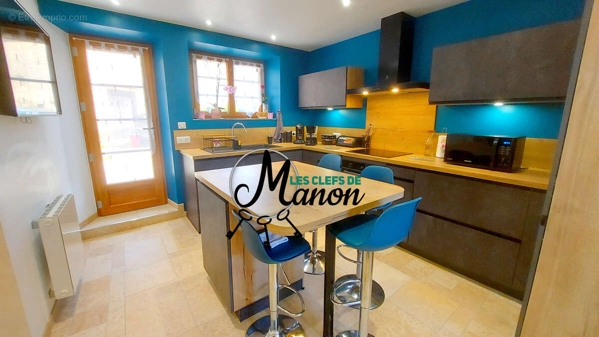 Maison à CHATEAUPONSAC