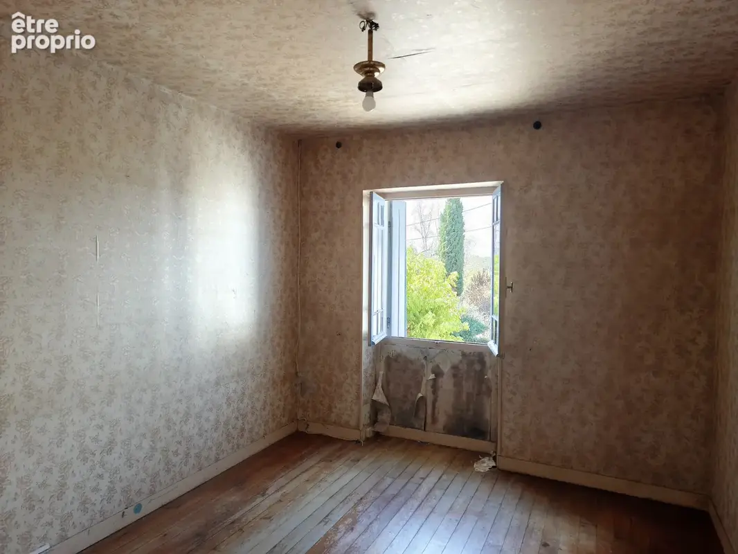 Maison en pierre avec dépendances - photo 14