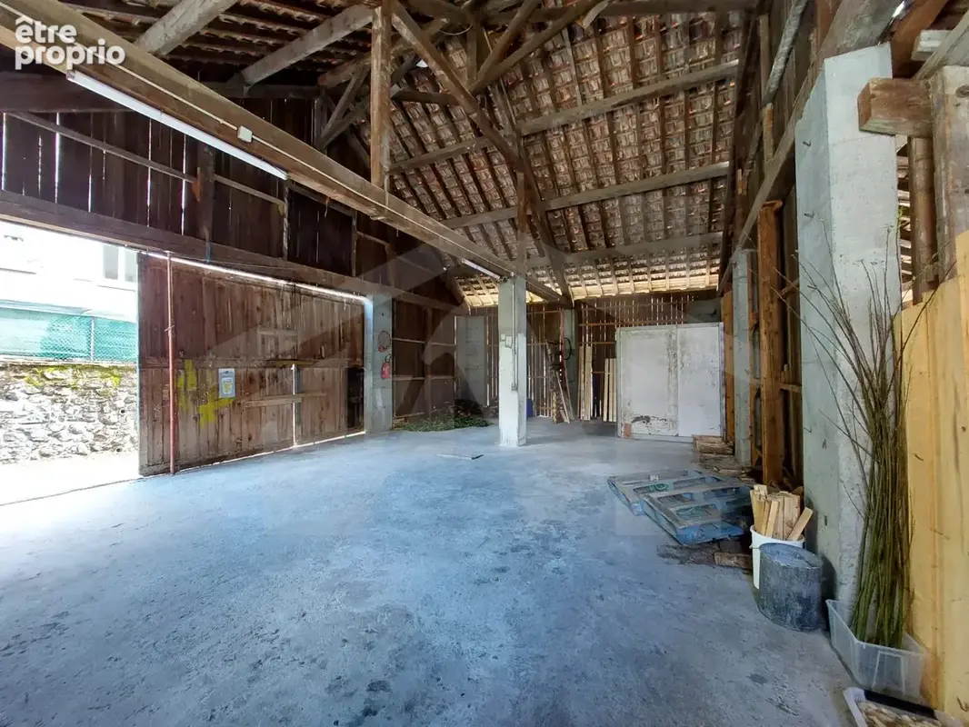 Maison de 151m2 avec terrasse et annexes - photo 8