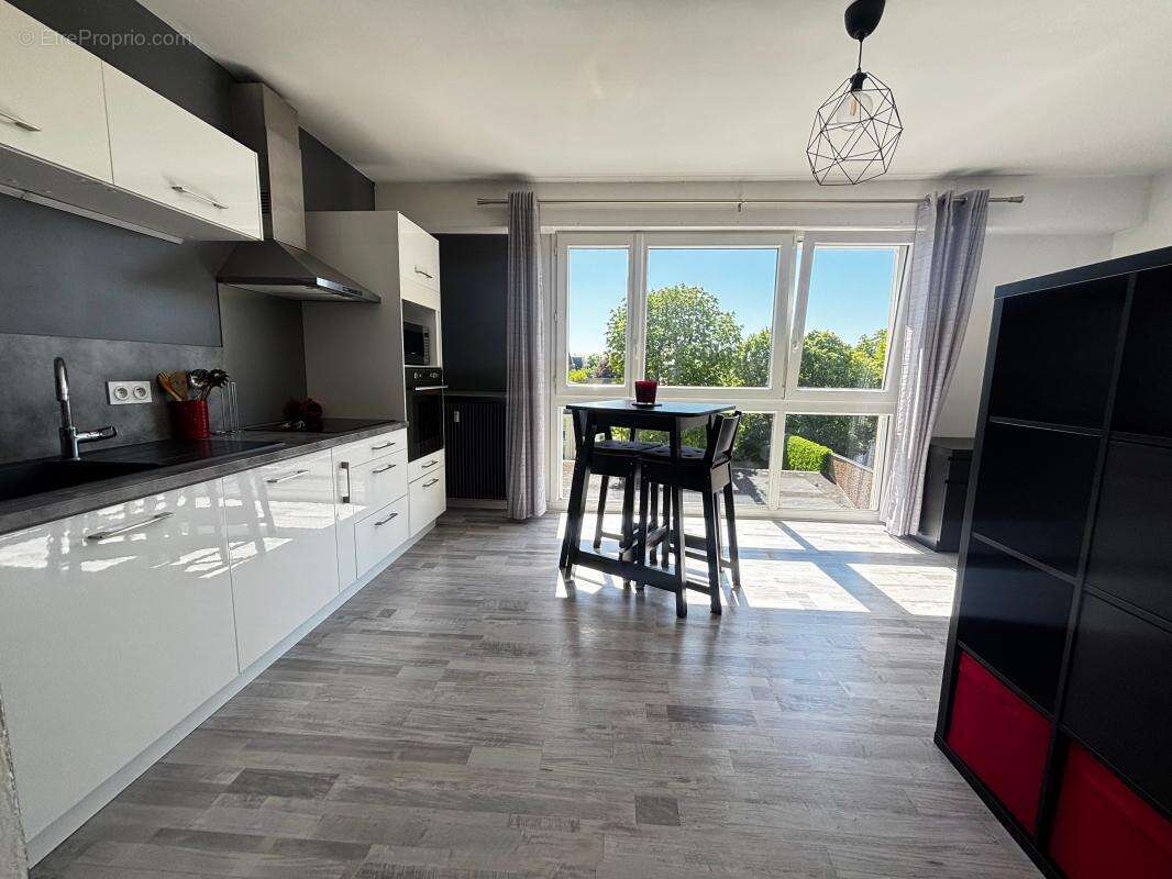 Appartement à COMPIEGNE