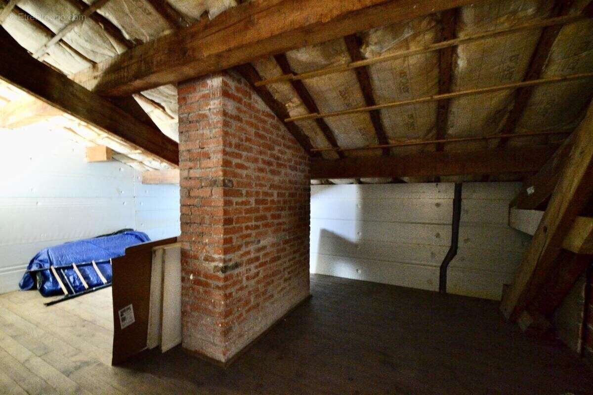 Maison à LA CLAYETTE