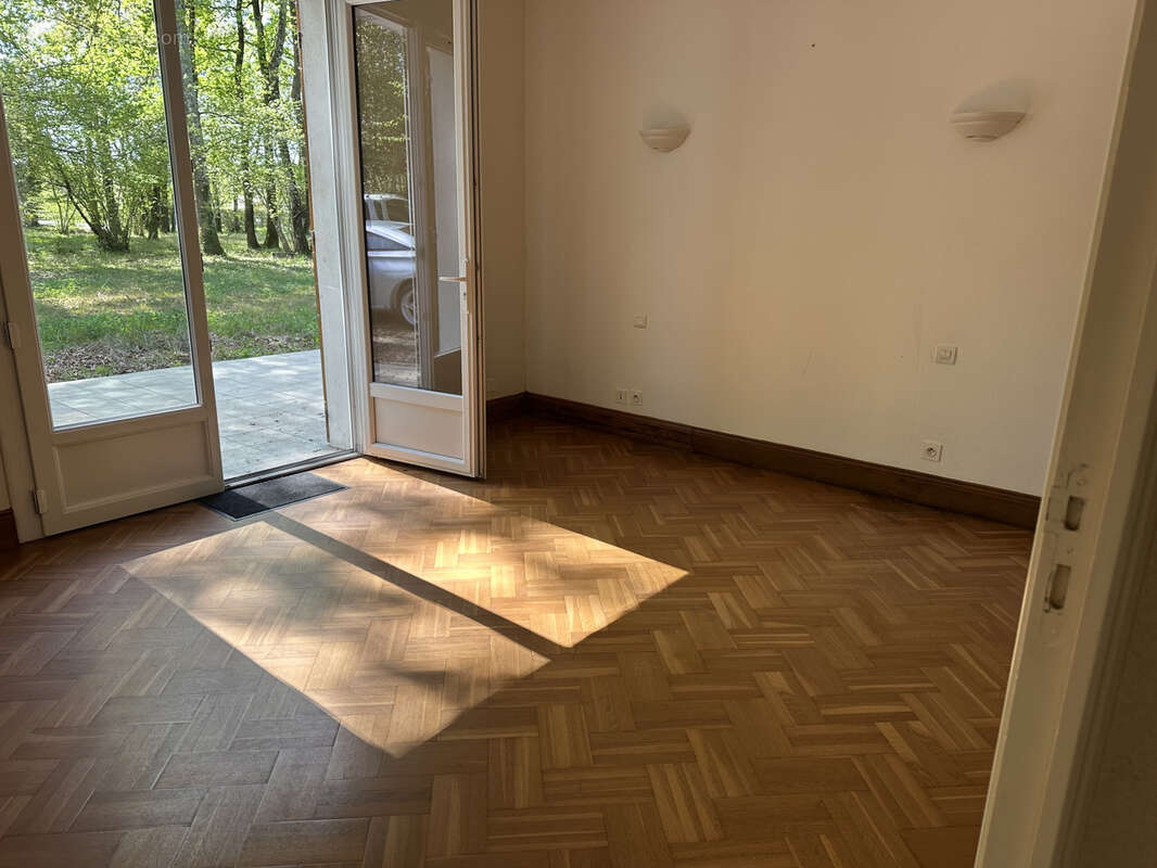 Maison à SAINT-BRICE