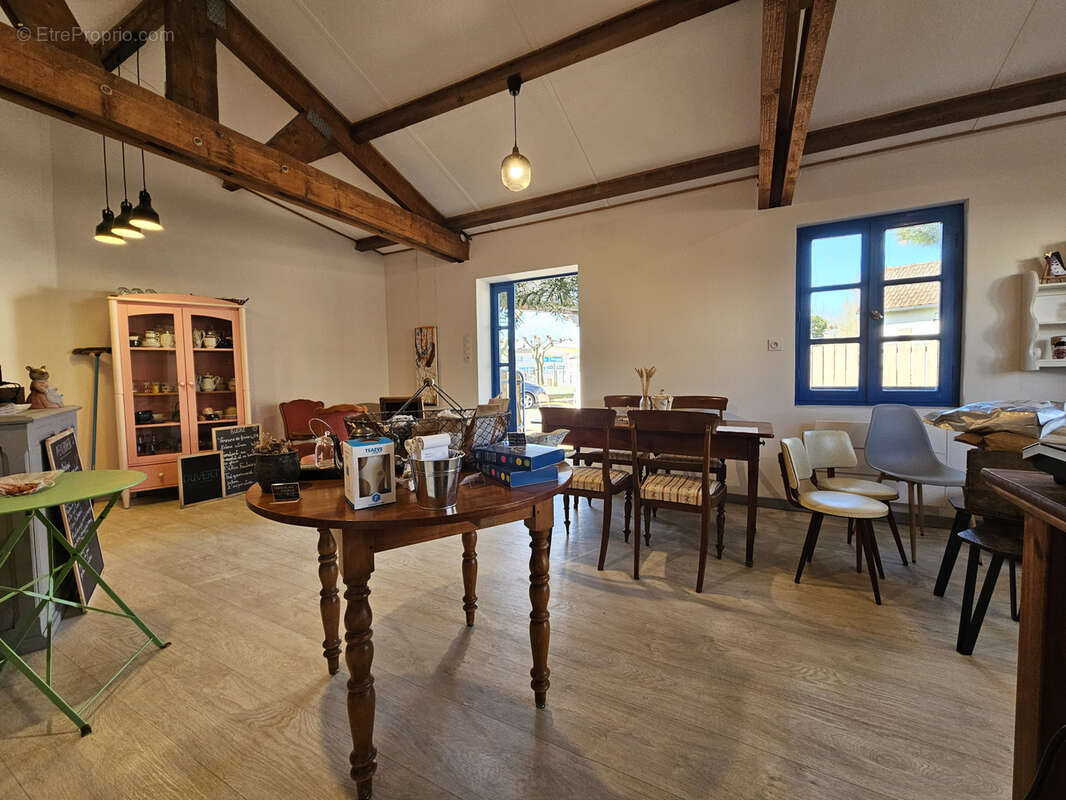 Commerce à LA FAUTE-SUR-MER