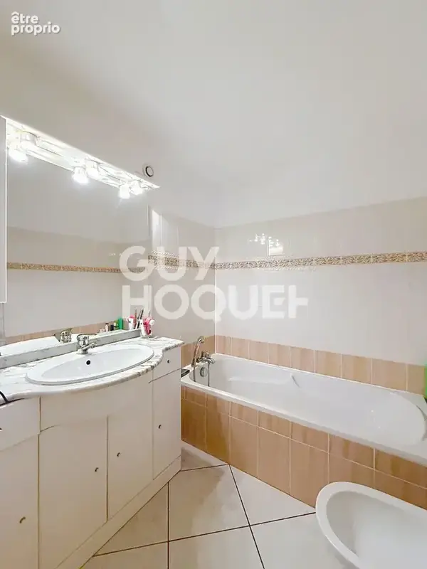 A vendre à Perpignan (66000) Appartement 3 pièces  - Quartier Saint-Gaudérique - photo 8