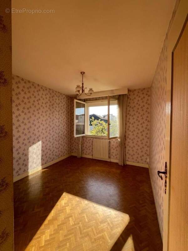 Photo 8 - Maison à MONTLUCON