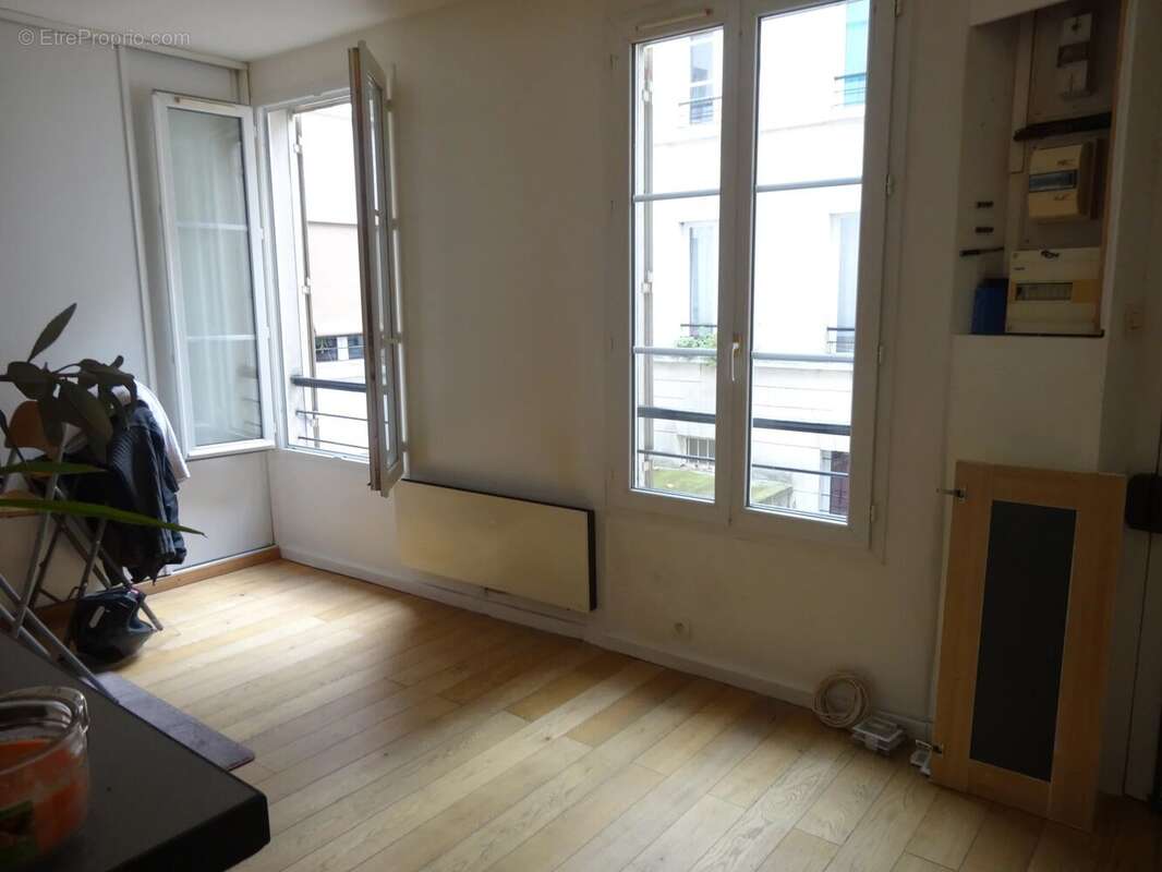 Appartement à PARIS-19E