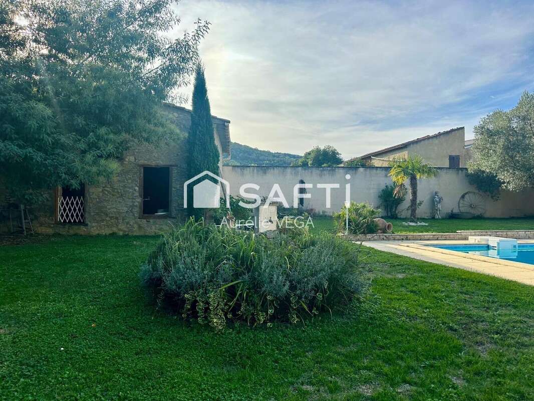 Photo 2 - Maison à AIGUES-VIVES