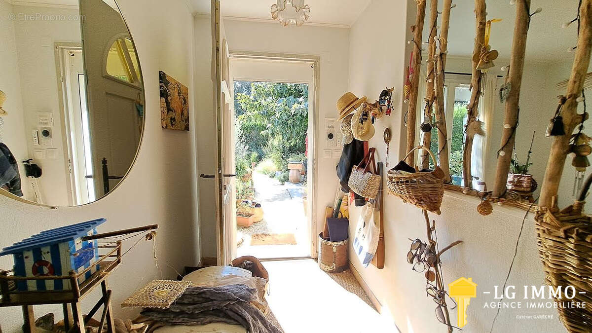 Maison à MESCHERS-SUR-GIRONDE