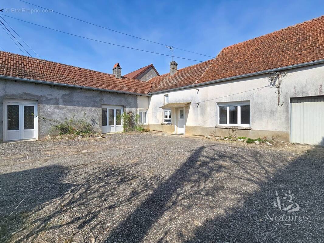 Maison à RICHEBOURG