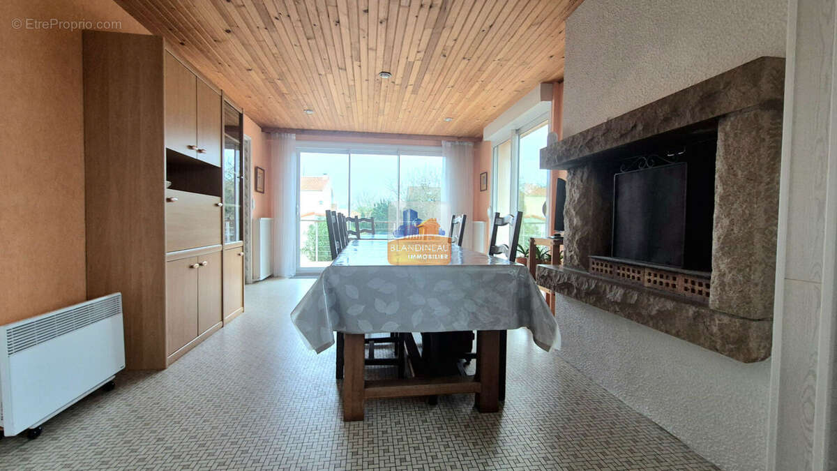 Maison à BOUGUENAIS