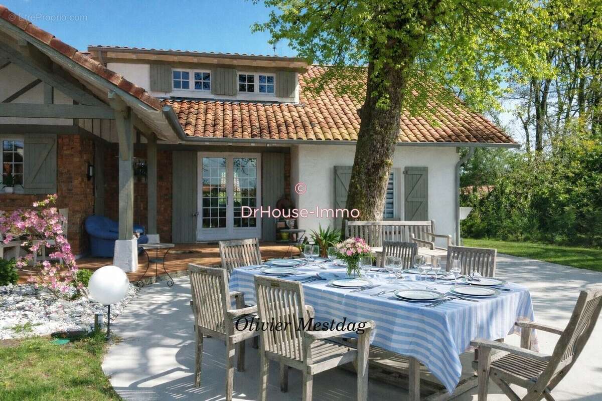 Maison à SAINT-VINCENT-DE-TYROSSE