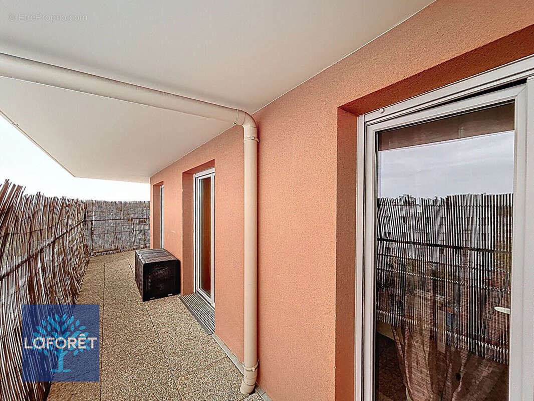 Appartement à CORBEIL-ESSONNES