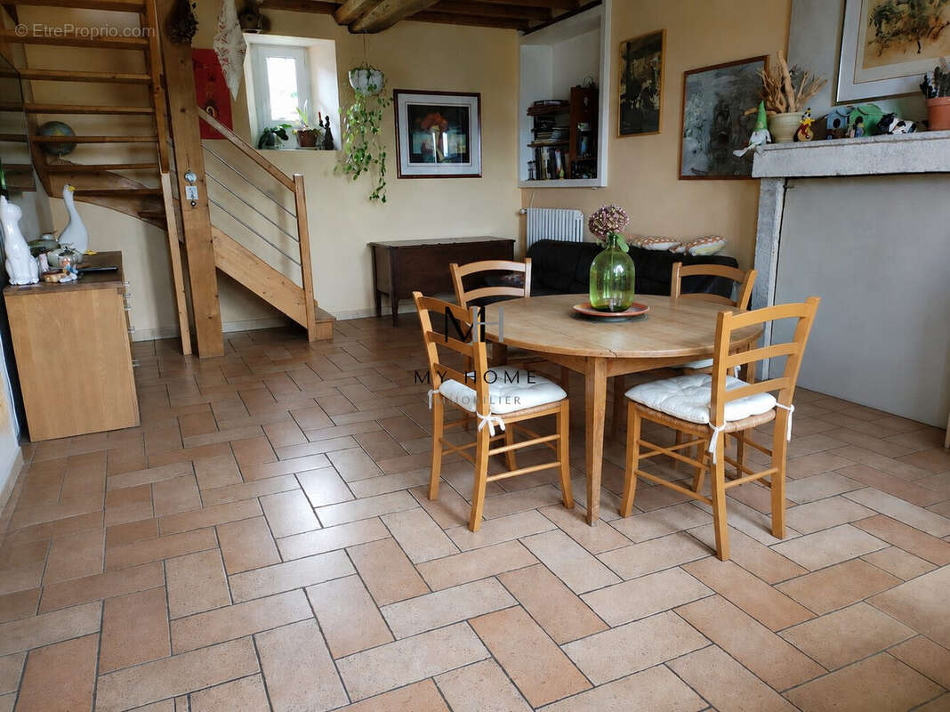 Maison 131 m² à Mamers  - photo 7