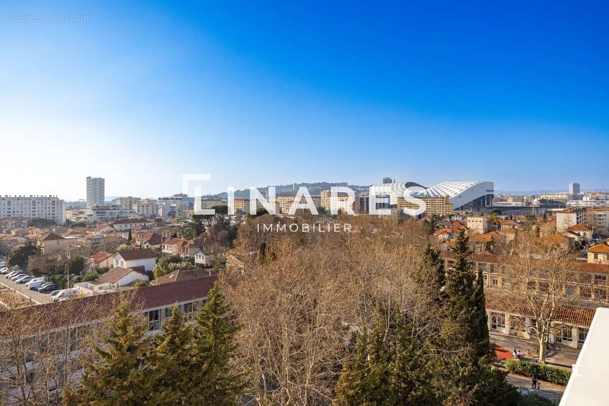 Appartement à MARSEILLE-9E