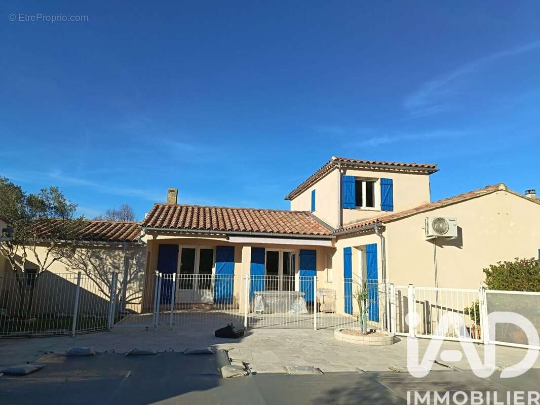 Photo 2 - Maison à BEAUCAIRE