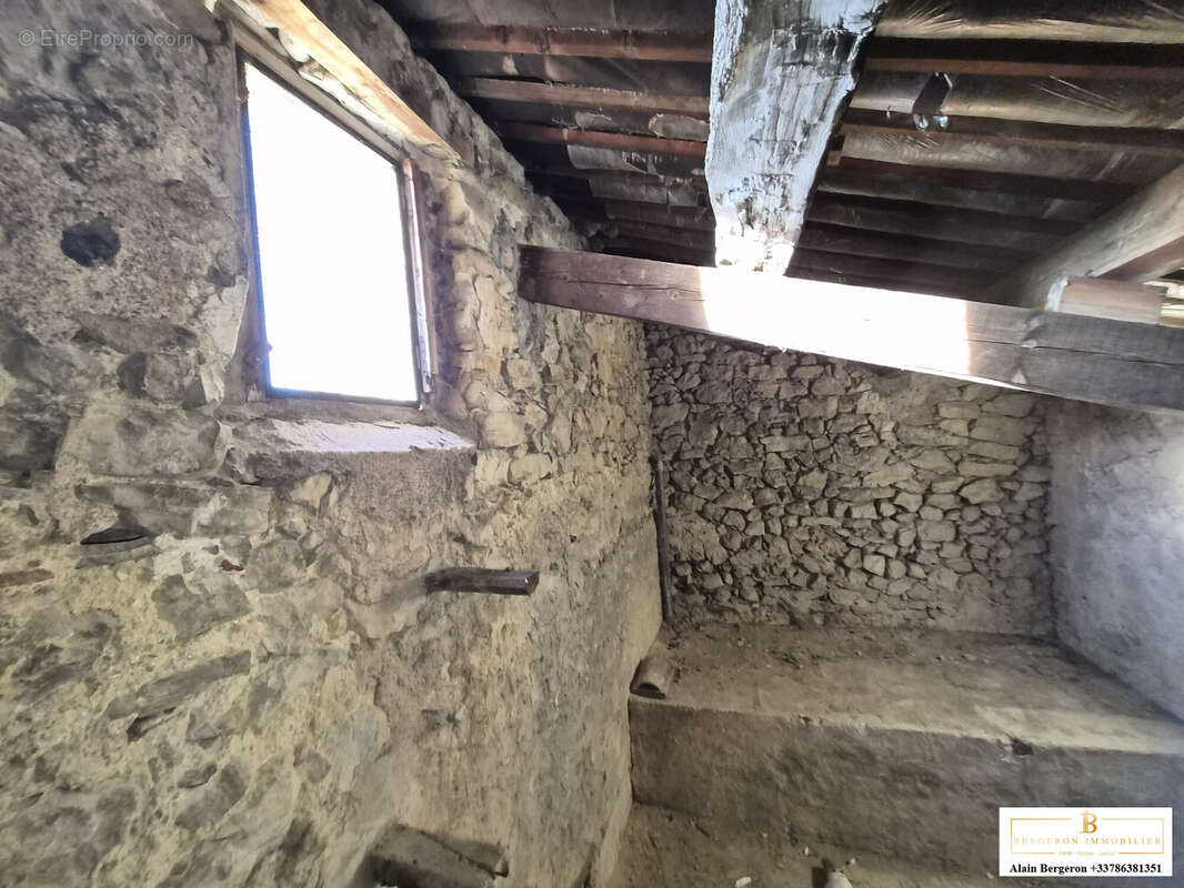 Maison 200 m² à Cabris  - photo 4