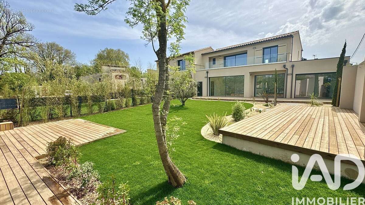 Photo 5 - Maison à L'ISLE-SUR-LA-SORGUE