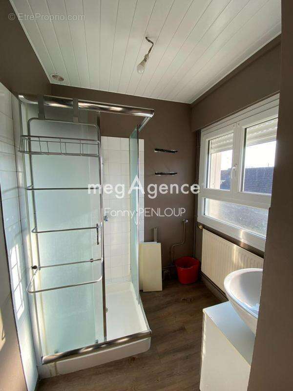 Maison à SAINT-PAIR-SUR-MER