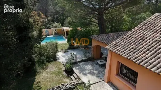 villa individuelle 240m2 Saint Marc Jaumegarde avec piscine - photo 3