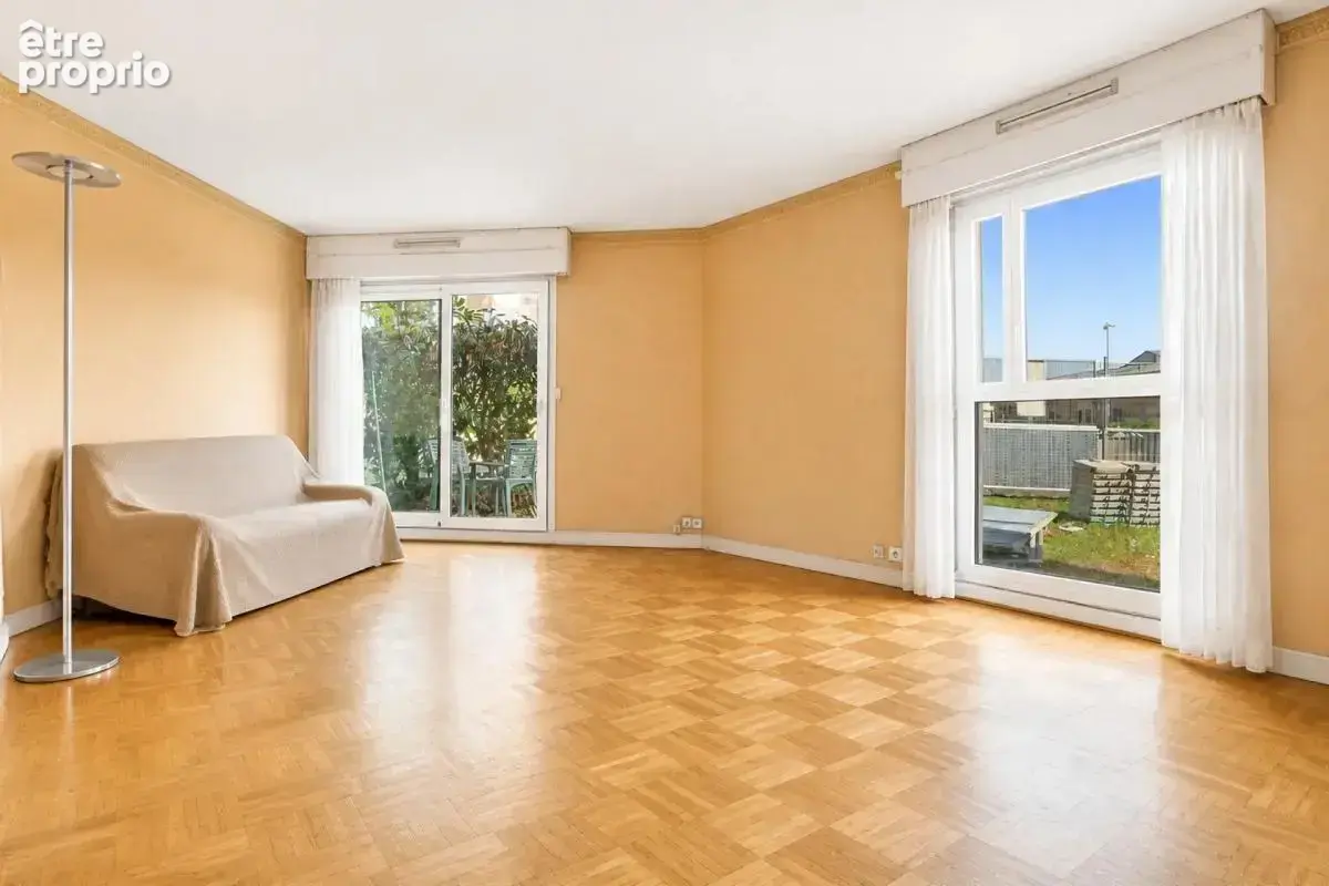 Appartement à VERNEUIL-SUR-SEINE