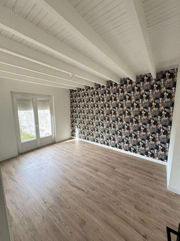 Maison à CASTELGINEST