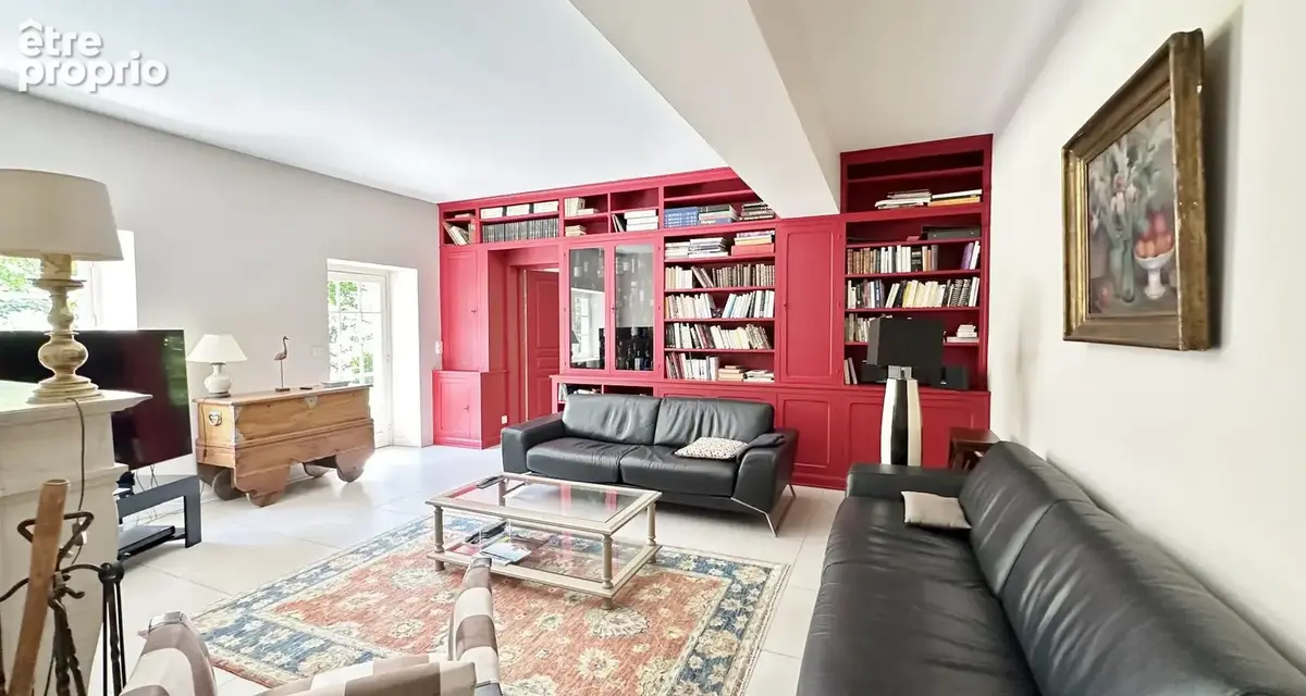 Propriete d' exception sur 3 hectares de 450 m2 habitables - photo 10
