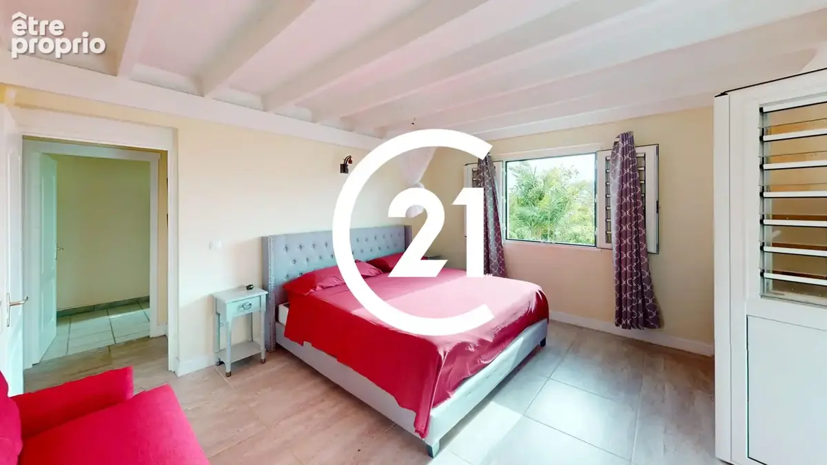 Maison 10 pièces 310 m² à vendre à Ducos (97224) - photo 8