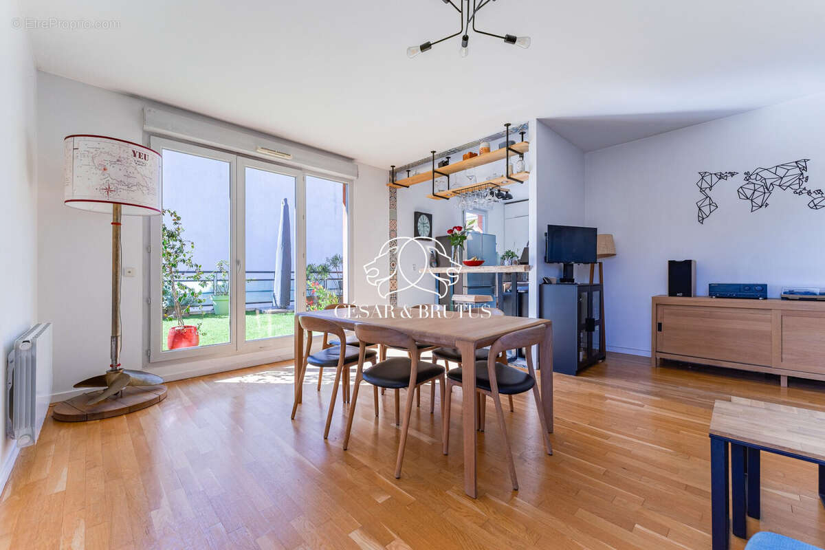 Appartement à LYON-9E