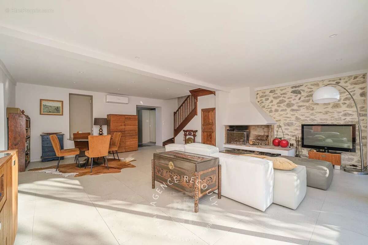 Maison à MARSEILLE-8E