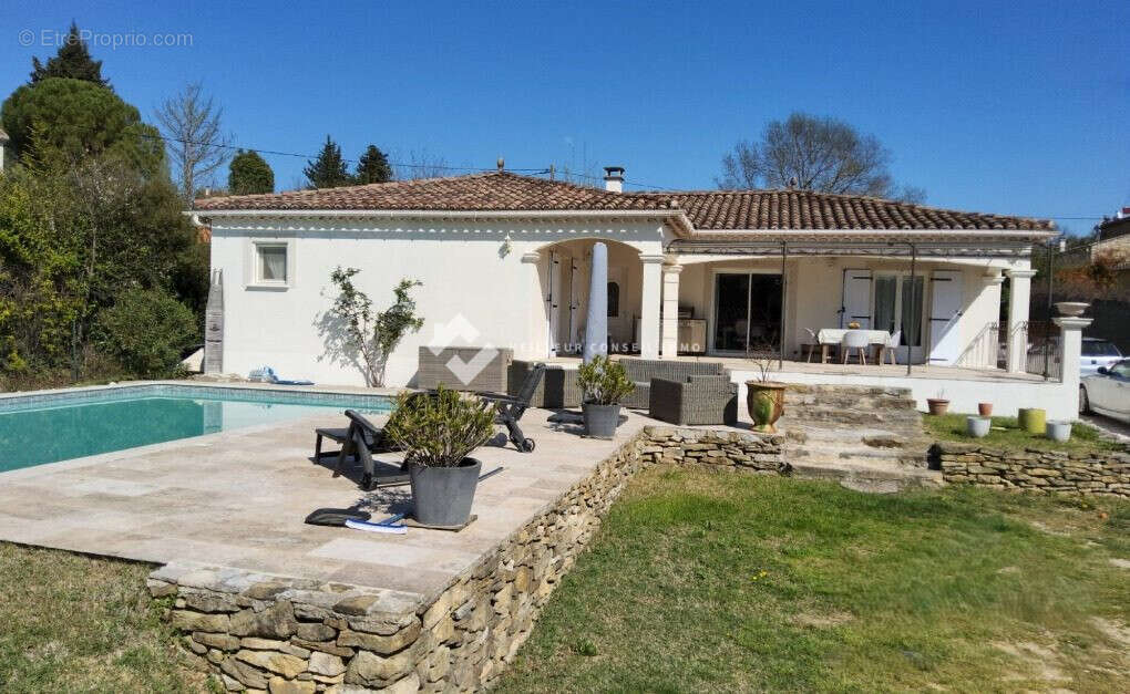 Maison 130 m² à Saint-Julien-De-Cassagnas  - photo 3