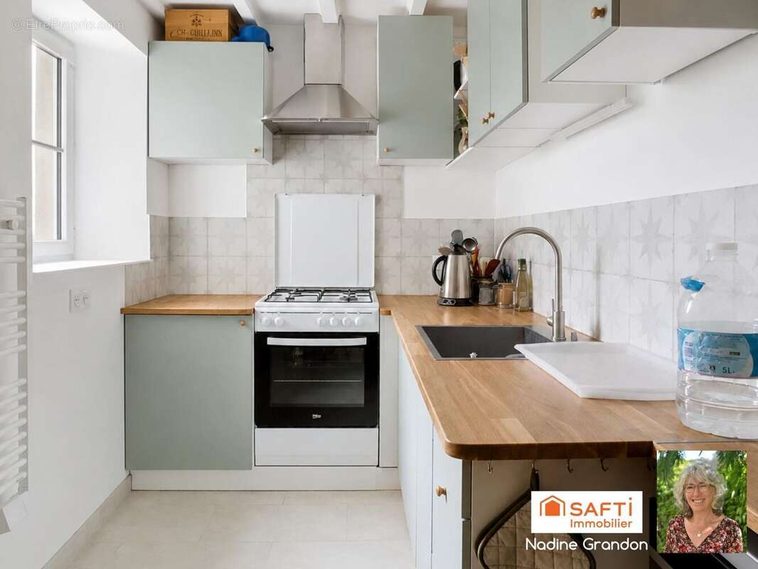 Maison 208 m² à Les Essards  - photo 7