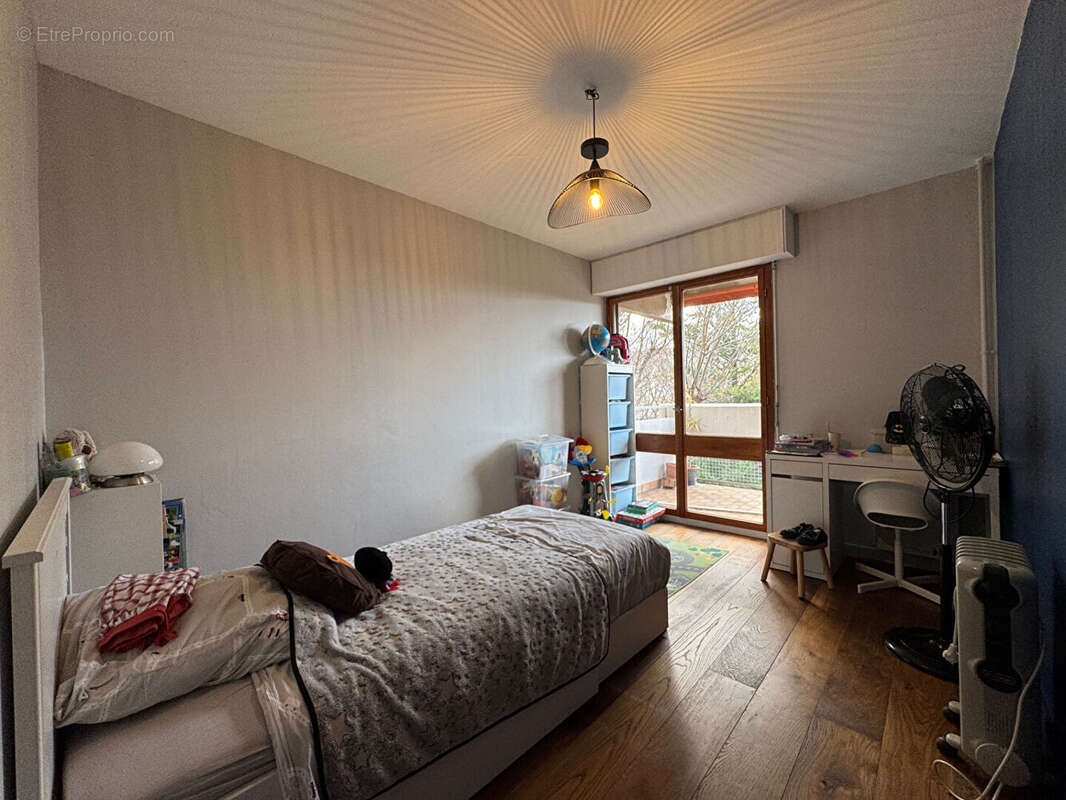 Appartement à MARSEILLE-12E