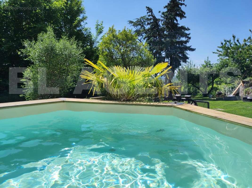 oui - Maison à VILLEVAUDE