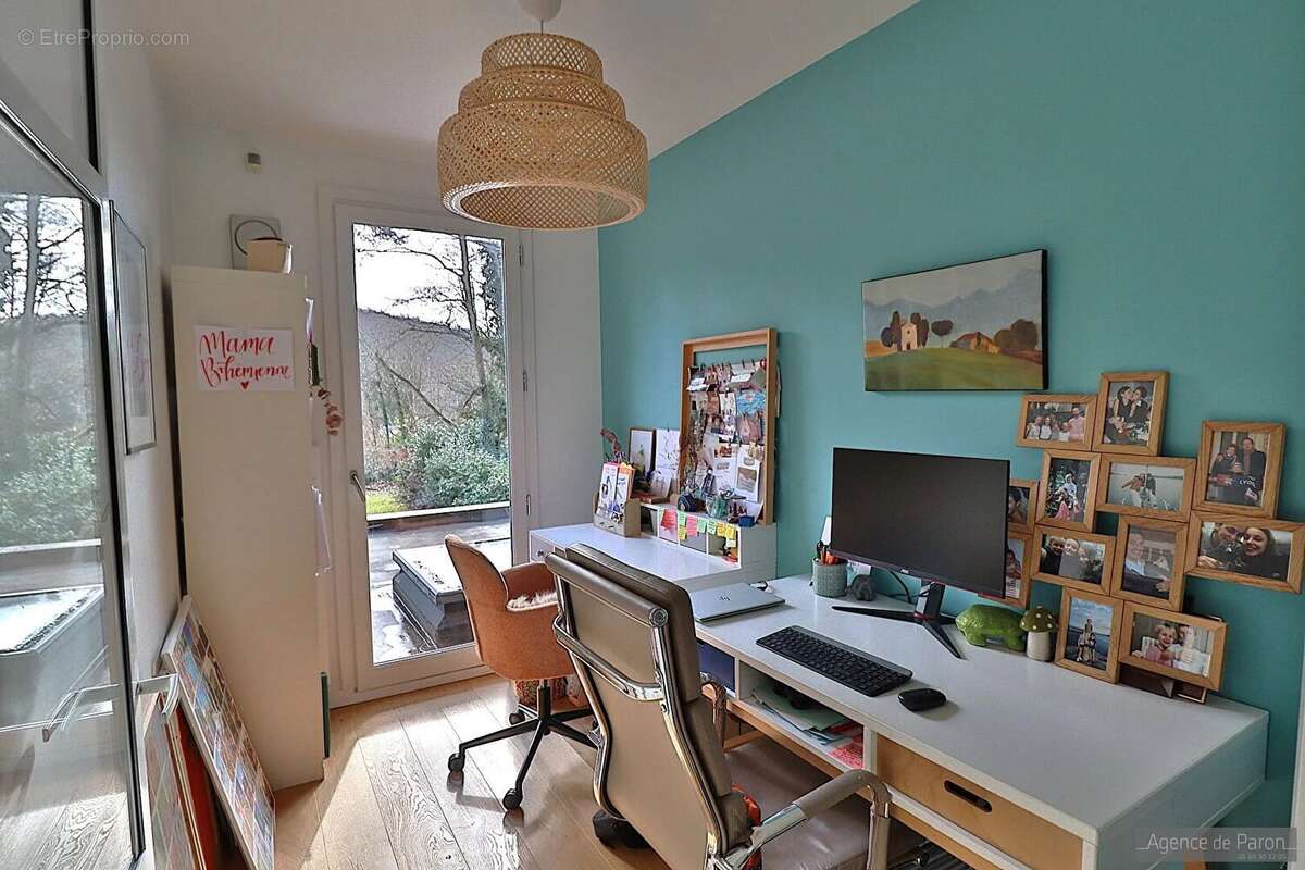 Maison à VERRIERES-LE-BUISSON