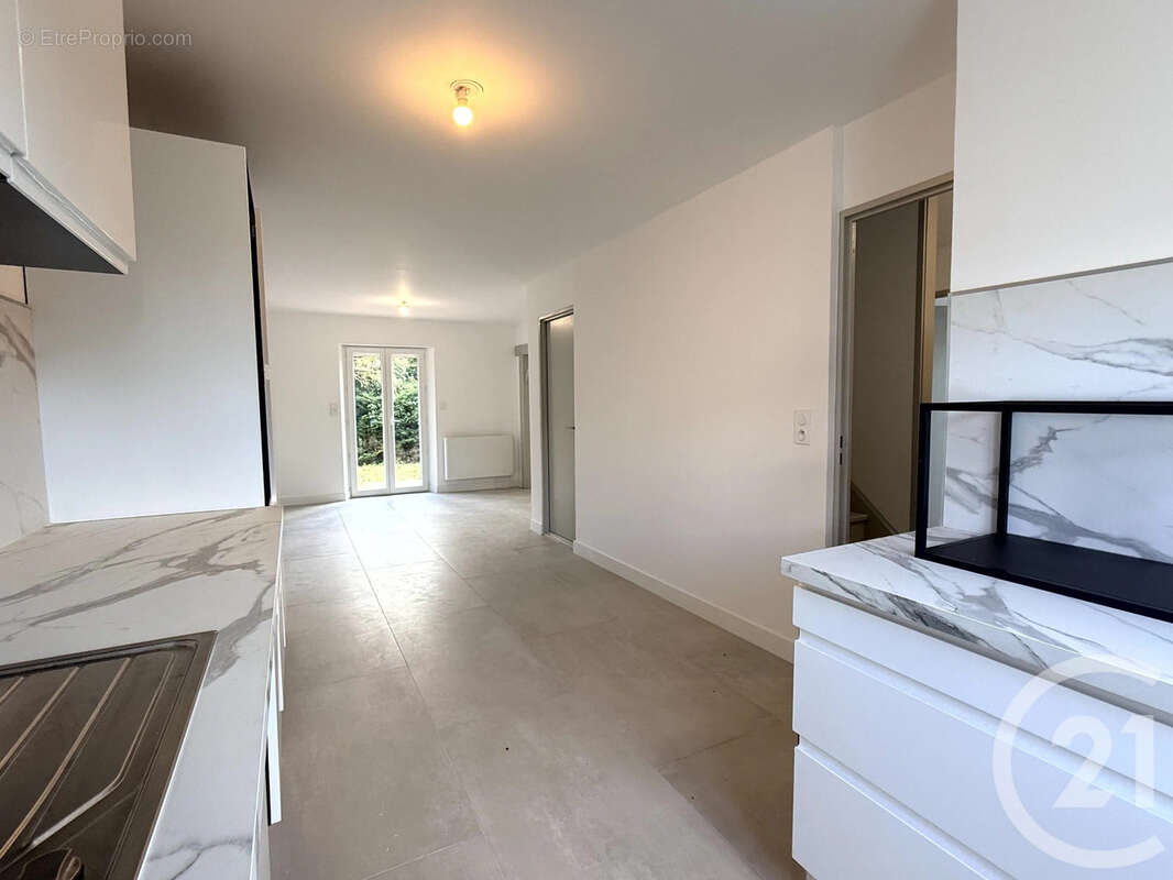 Maison 101 m² à Lesdins  - photo 6