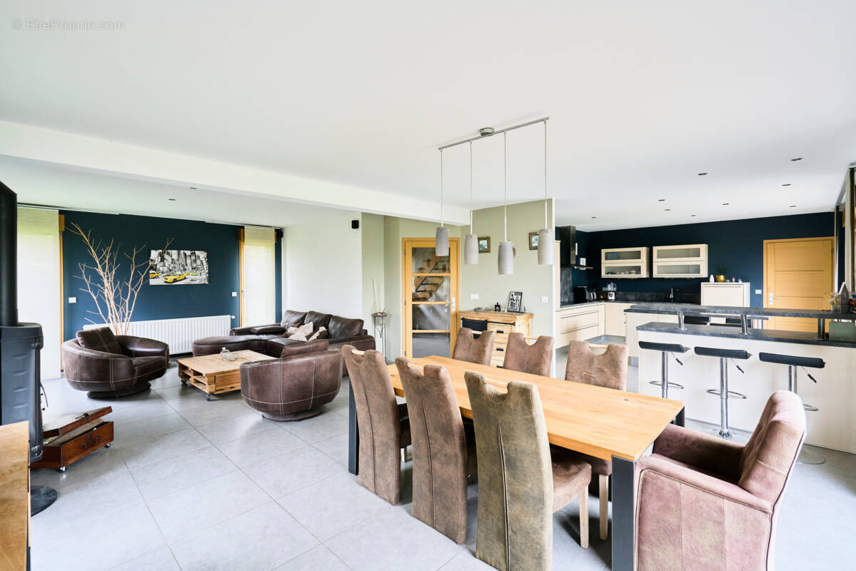 Maison à SARS-ET-ROSIERES